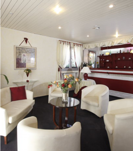 © Hôtel Bel Azur - Six-Fours